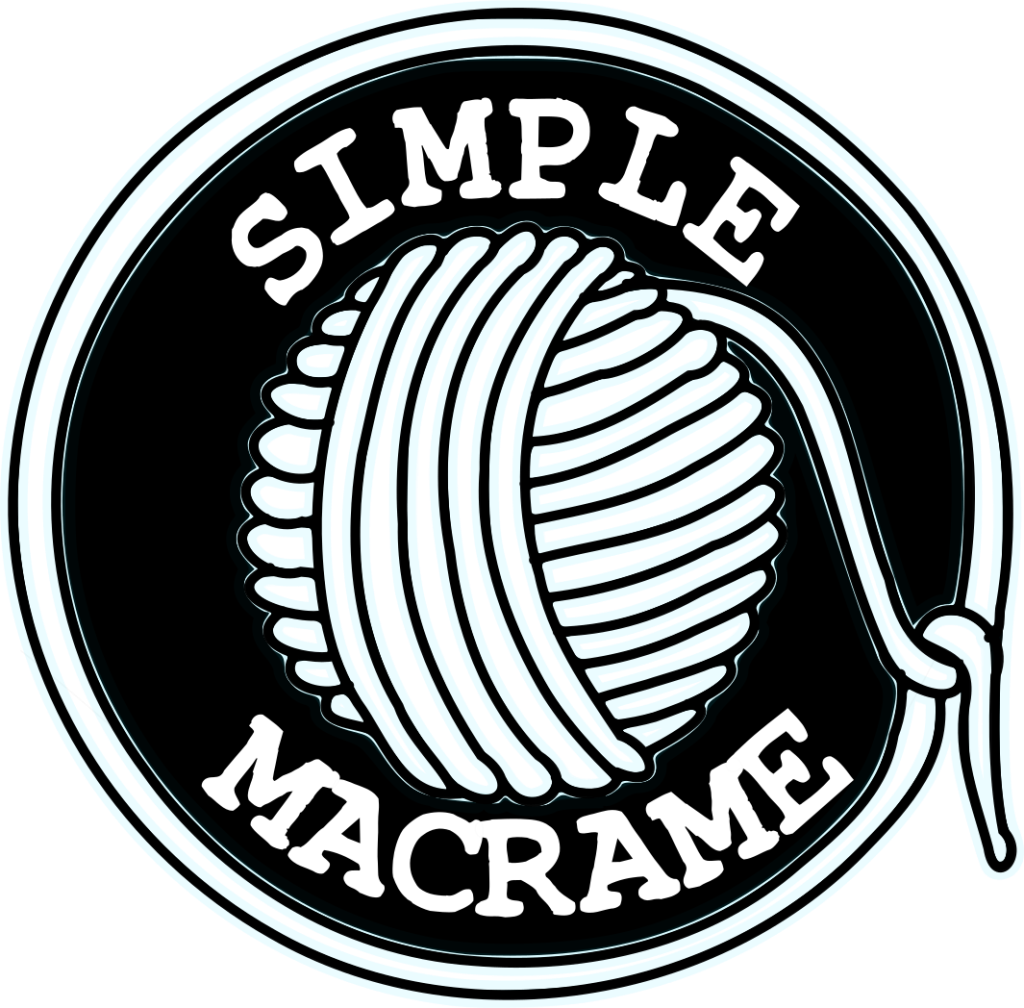 logo blanco y negro simple macrame